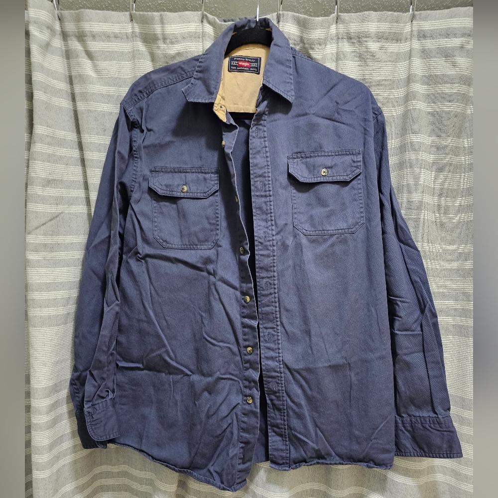 Vintage Mens Wrangler Premium Quality Button Down Shirt Size M